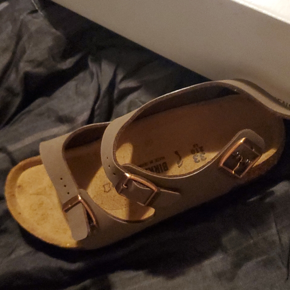 2.0 - Picture 2 of 4